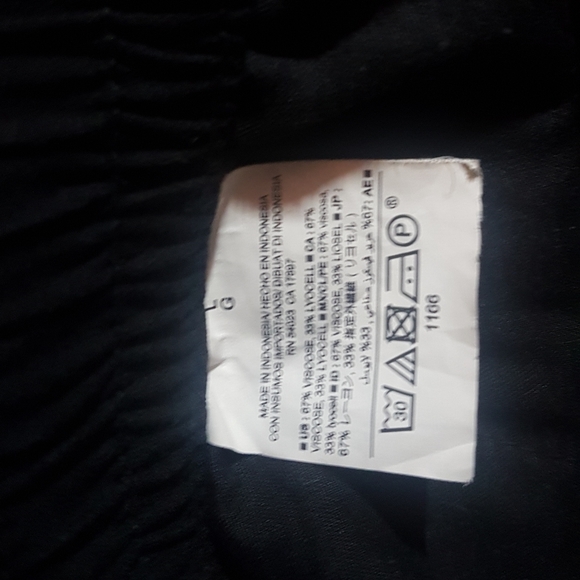 EUC Size L Maternity cropped viscose joggers - Picture 5 of 6